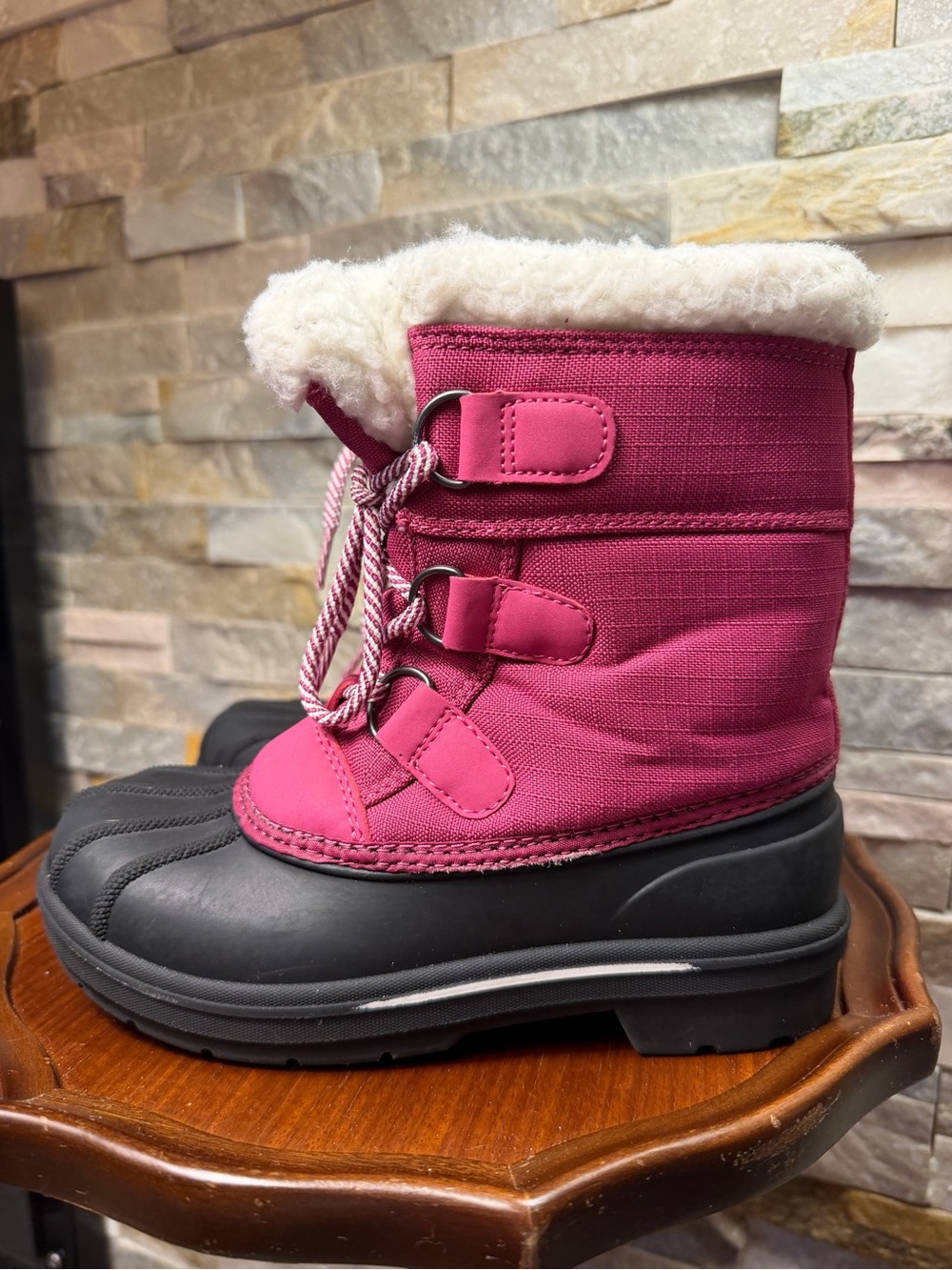 Girls Sz 1 Pink Cat & Jack Kit ThermoLite EcoMade Waterproof Warm Snow Boots.